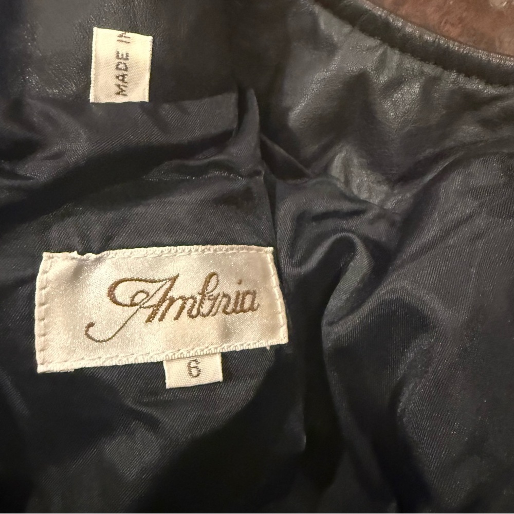 NWT SEXY VINTAGE LEATHER DRESS BY AMBRIA!! SIZE 6 - Picture 13 of 13